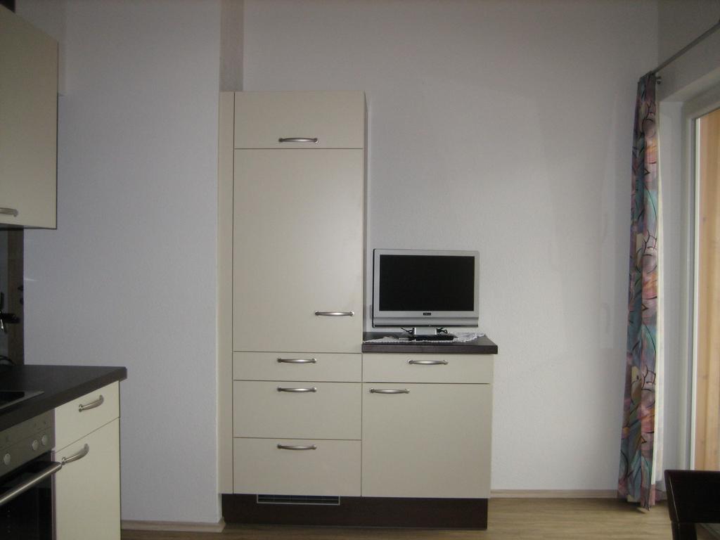 Haus Barbara Breuer Διαμέρισμα Neukirchen am Großvenediger Δωμάτιο φωτογραφία